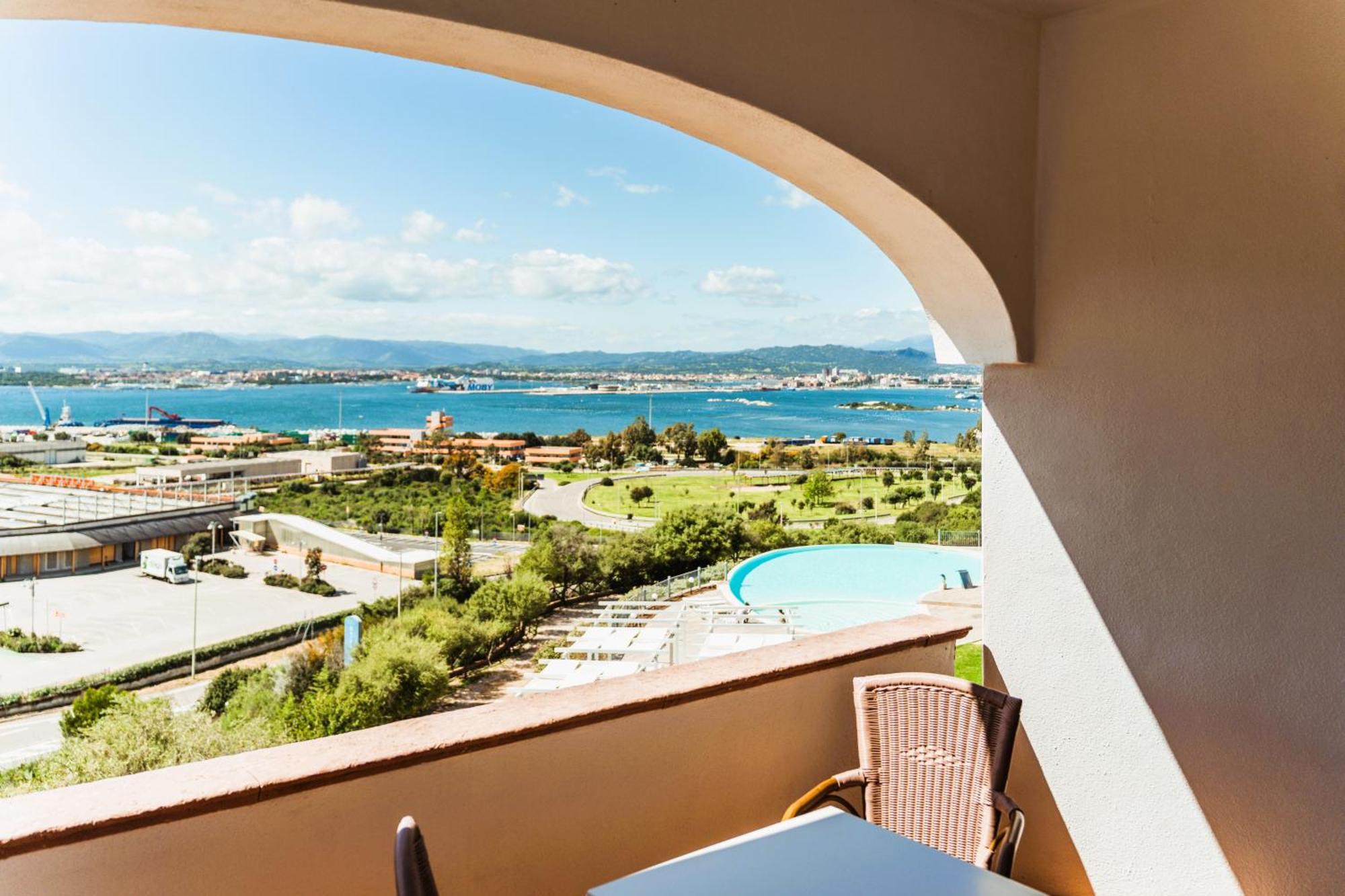 Dp - Sardinia Hotel 4*